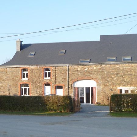 B&B Les Trois Voisins Bourseigne-Vieille Zewnętrze zdjęcie