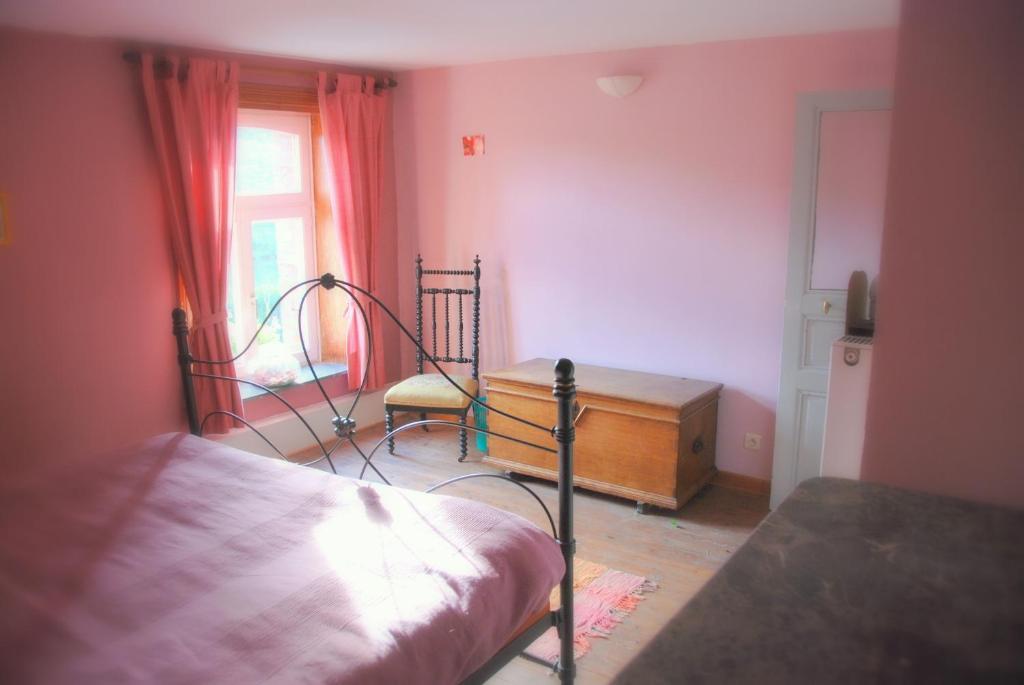 B&B Les Trois Voisins Bourseigne-Vieille Pokój zdjęcie