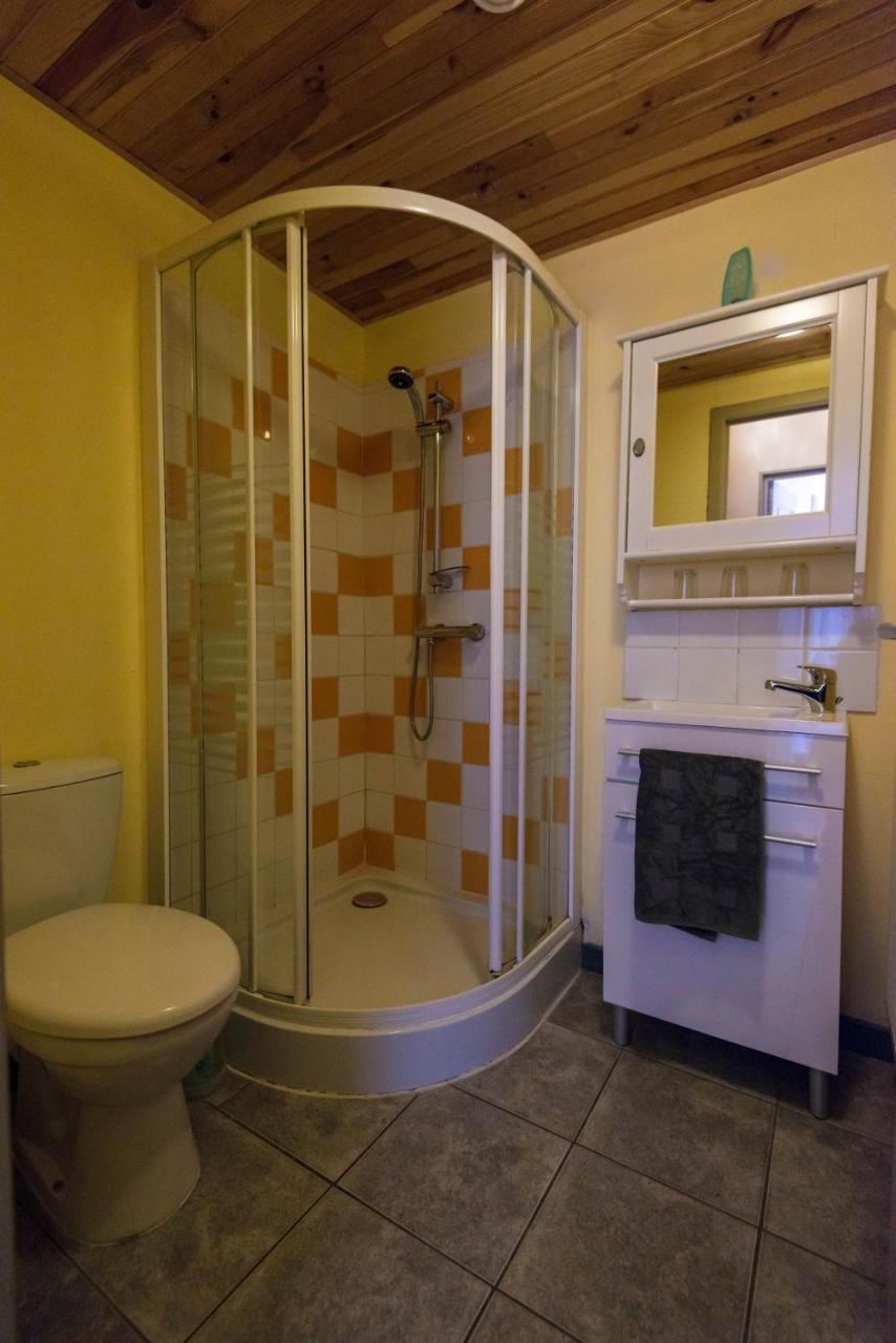 B&B Les Trois Voisins Bourseigne-Vieille Zewnętrze zdjęcie