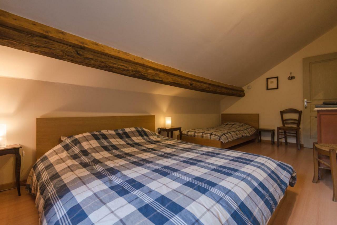 B&B Les Trois Voisins Bourseigne-Vieille Zewnętrze zdjęcie